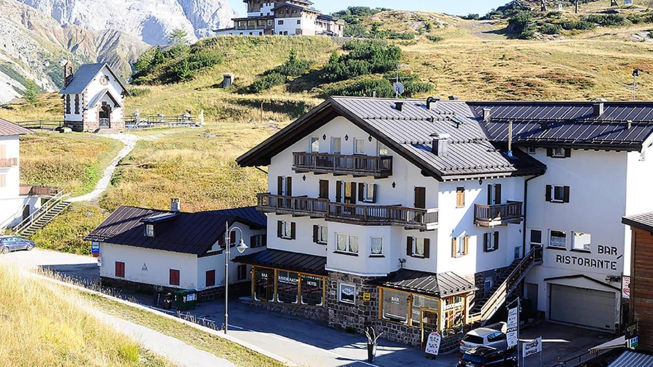 Hotel Alpenrose Passo Rolle Ngoại thất bức ảnh