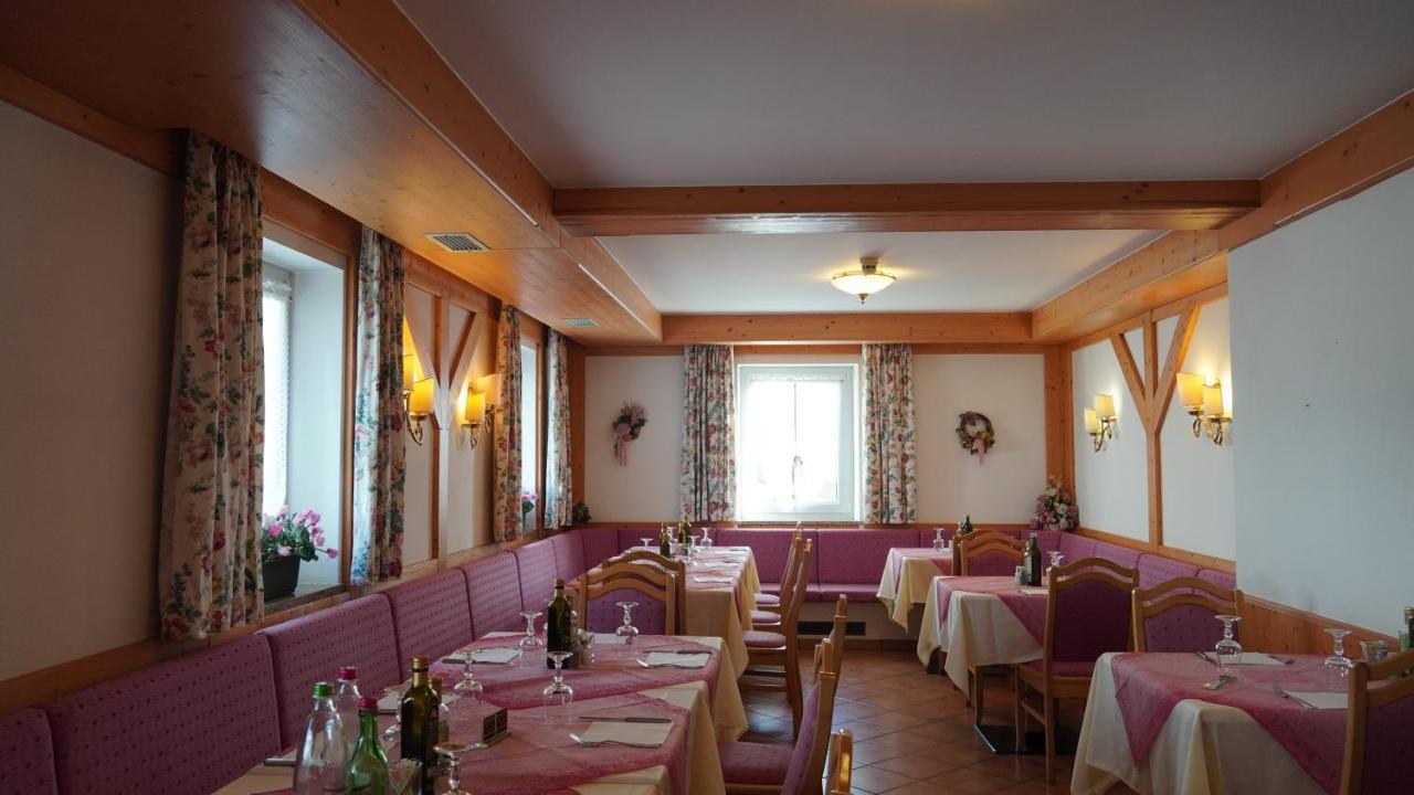 Hotel Alpenrose Passo Rolle Ngoại thất bức ảnh